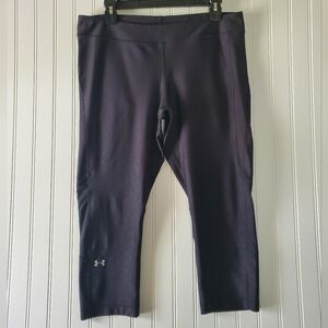 CLEARANCE! Under Armour Leggings Women's Waist 17" Inseam 21"